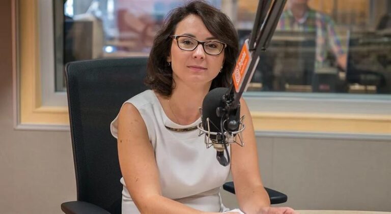 Rodzinne sekrety polityków: Ile dzieci ma Gasiuk-Pihowicz i co warto wiedzieć o Joannie Muchy?