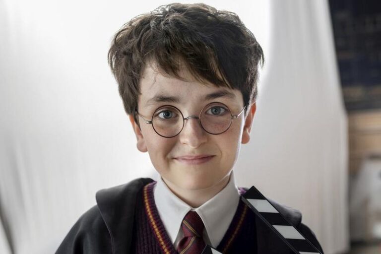 Ile lat naprawdę ma Harry Potter? Odkryj zaskakujące fakty o jego wieku i życiu