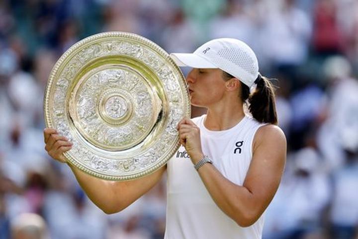 Pasje i zainteresowania poza kortem