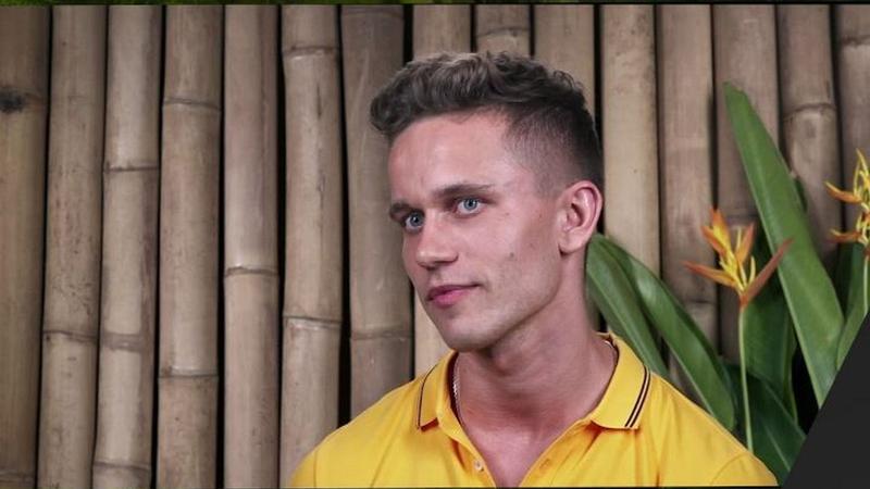 Łukasz Karpiński Hotel Paradise