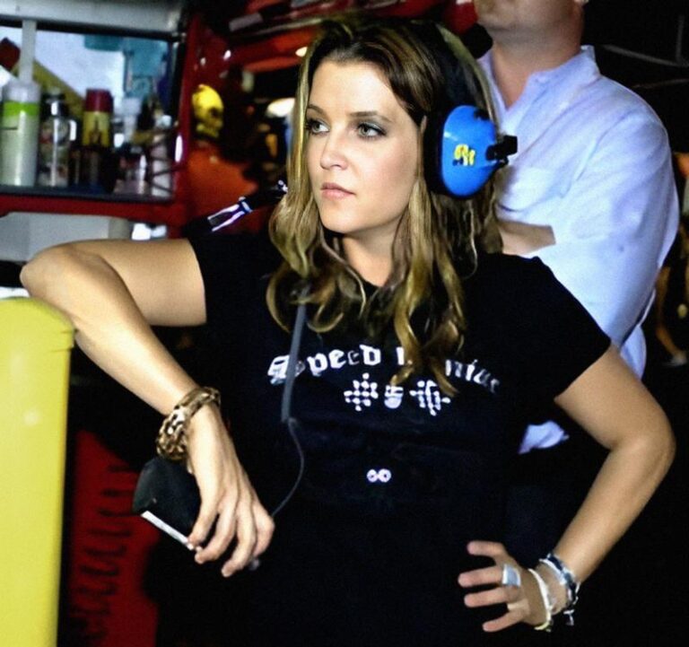 Lisa Marie Presley: odkryj wiek i tajemnicę jej tragicznej śmierci