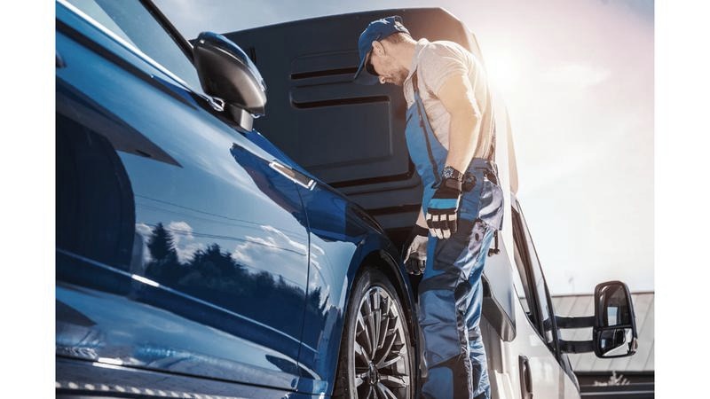 Czy komornik ma prawo zająć samochód żony, gdy mąż ma długi? Ważne informacje do wiedzy