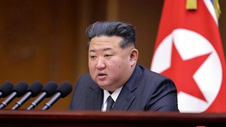 Kim Dzong Un i jego żona: odkrywamy tajemnice pierwszej damy Korei Północnej
